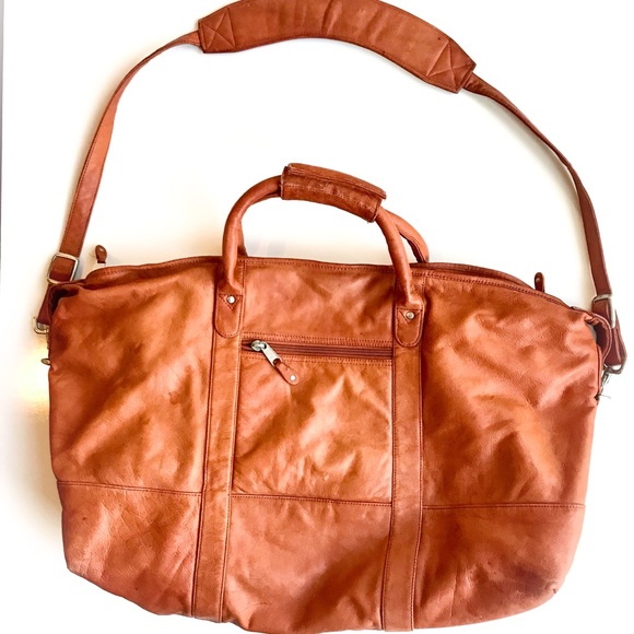 canyon outback Handbags - Canyon Outback Authentic Leather Large Carry On